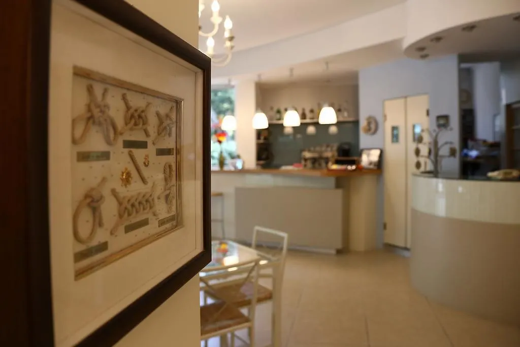Hotel Santiago Milano Marittima